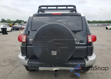 2008 Toyota Fj Cruiser z USA, uszkodzony, nr VIN JTEBU11F18K019688